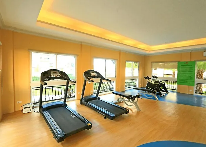 Terracotta Cove 2br Suite, Sm Seaside, Oceanpark